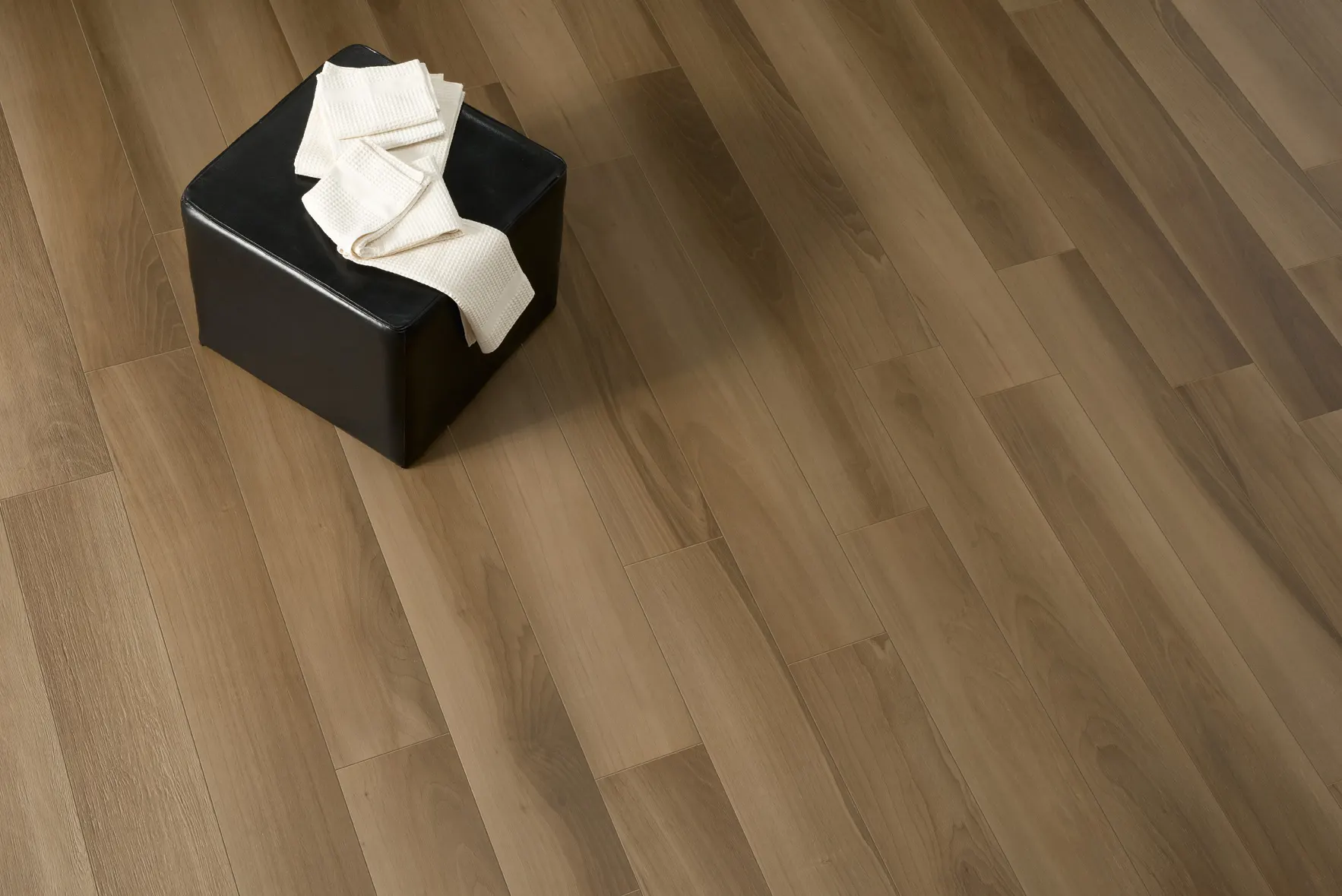 גרניט פורצלן דמוי עץ 120×20 גימור מט – תוצרת איטליה