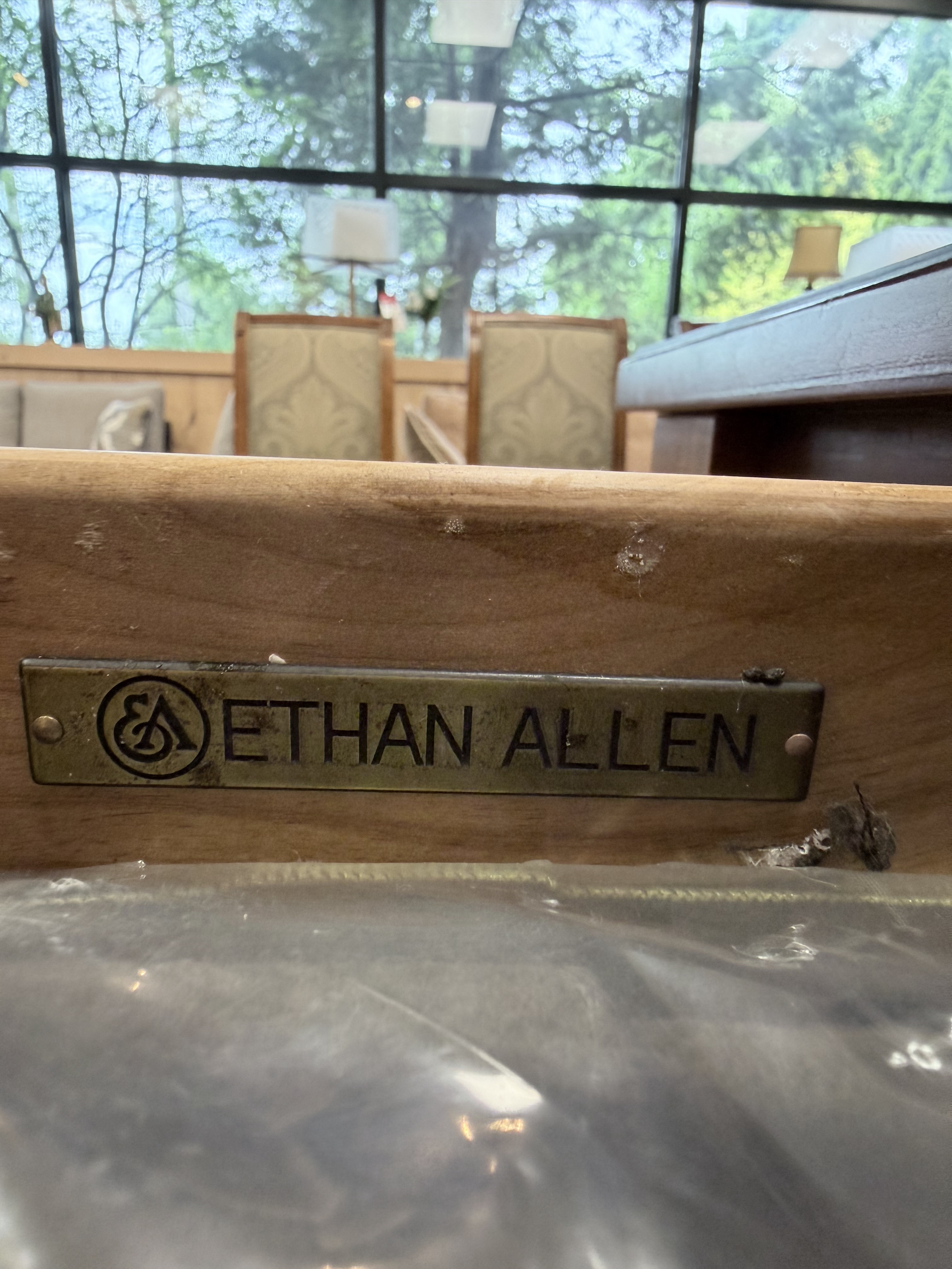 Vintage Ethan Allen Goodwin Louis XVI Style Extendable Dining