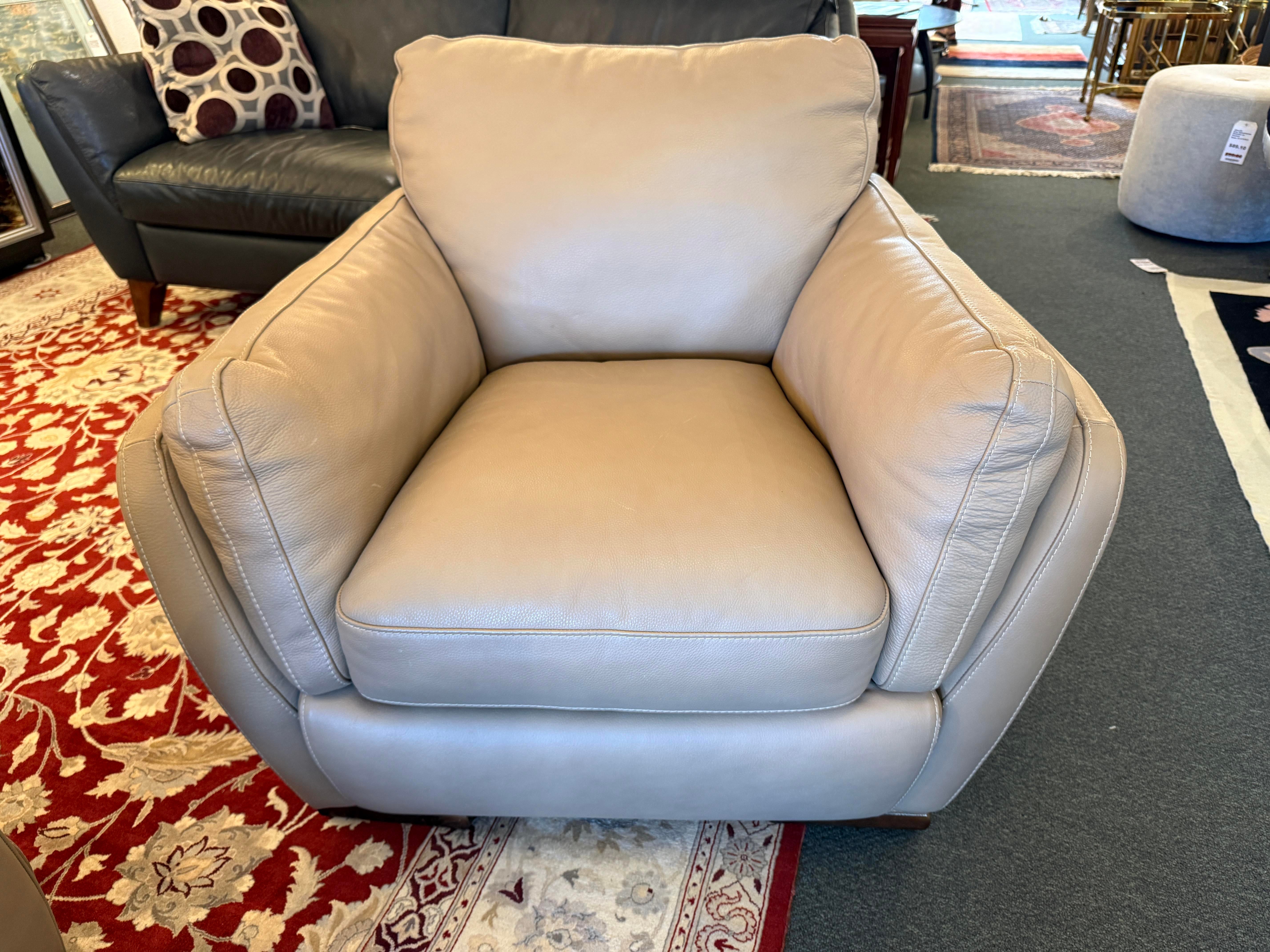 Natuzzi Editions Collection Leather Lounge Chair | Natuzzi - $499 Natuzzi Editions Collection Leather Lounge Chair | Natuzzi - $499