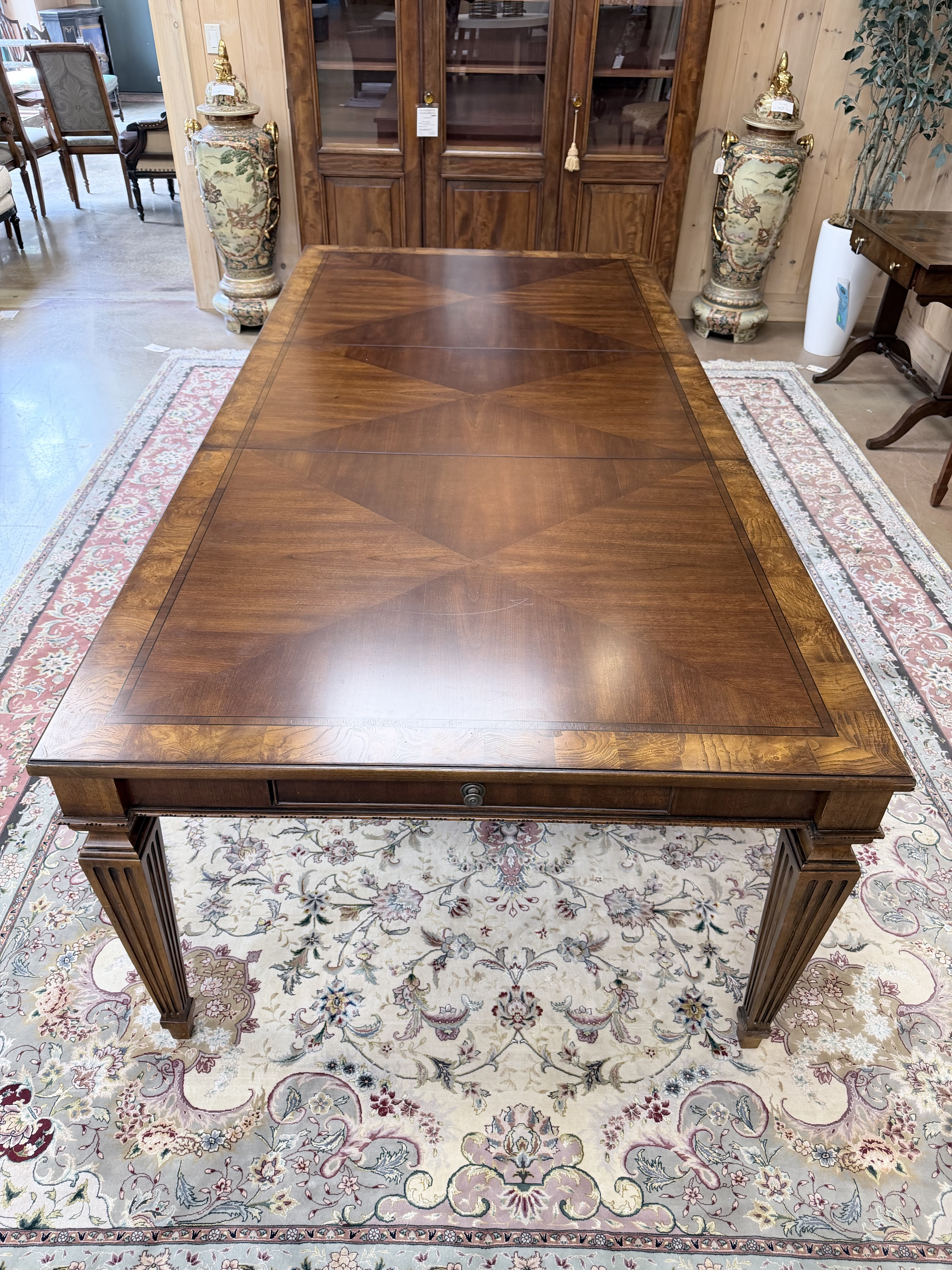 Vintage Ethan Allen Goodwin Louis XVI Style Extendable Dining