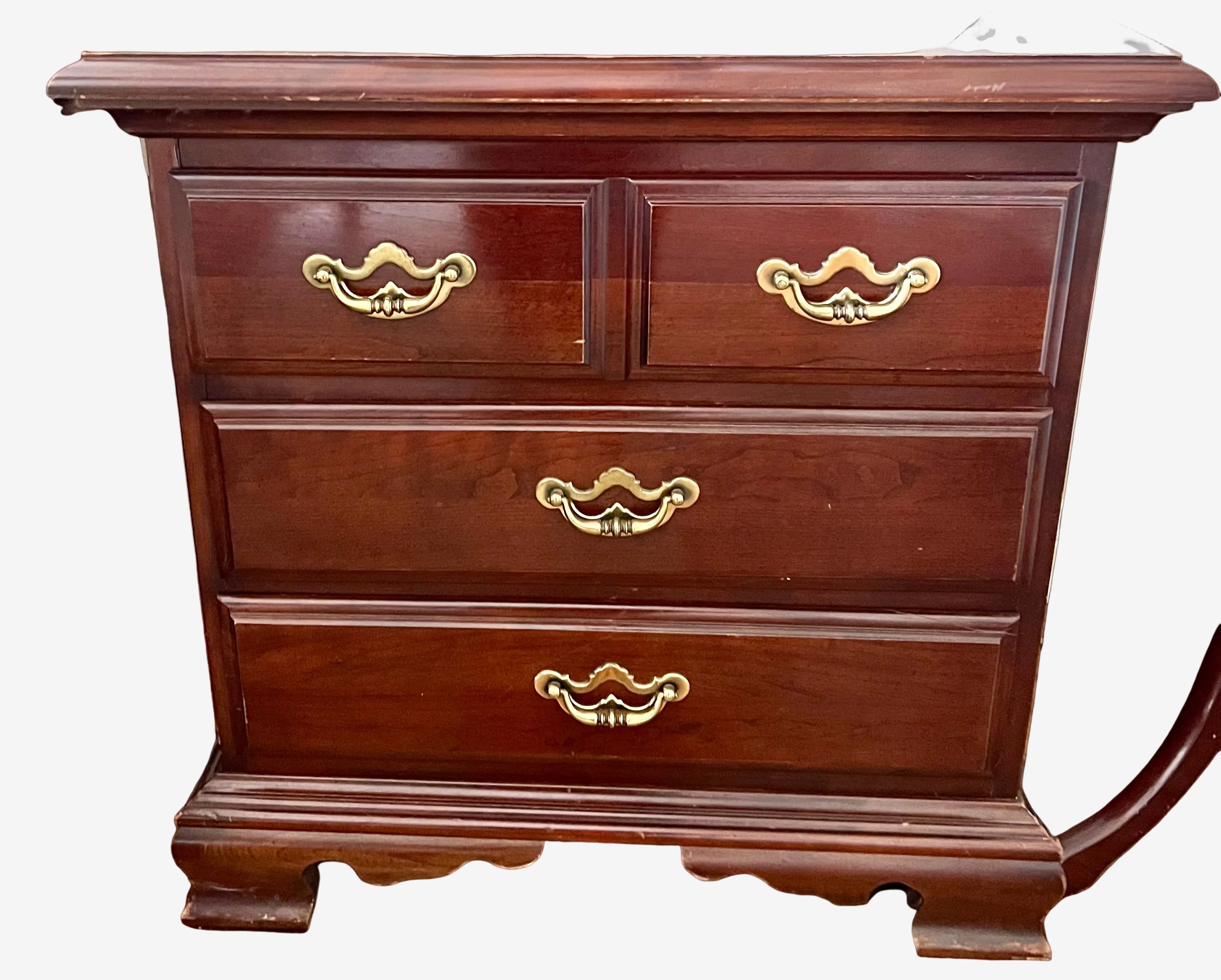 送料込み　vintage thomasville ナイトテーブル Thomasville アンティーク サイドテーブル ｜ glow ANTIQUES