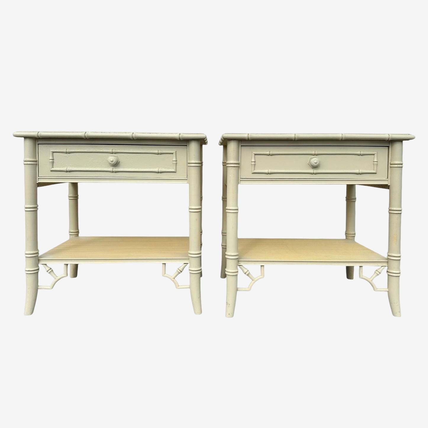 Shop Thomasville Furniture & Home Decor – Up To 80% Off | Kashew