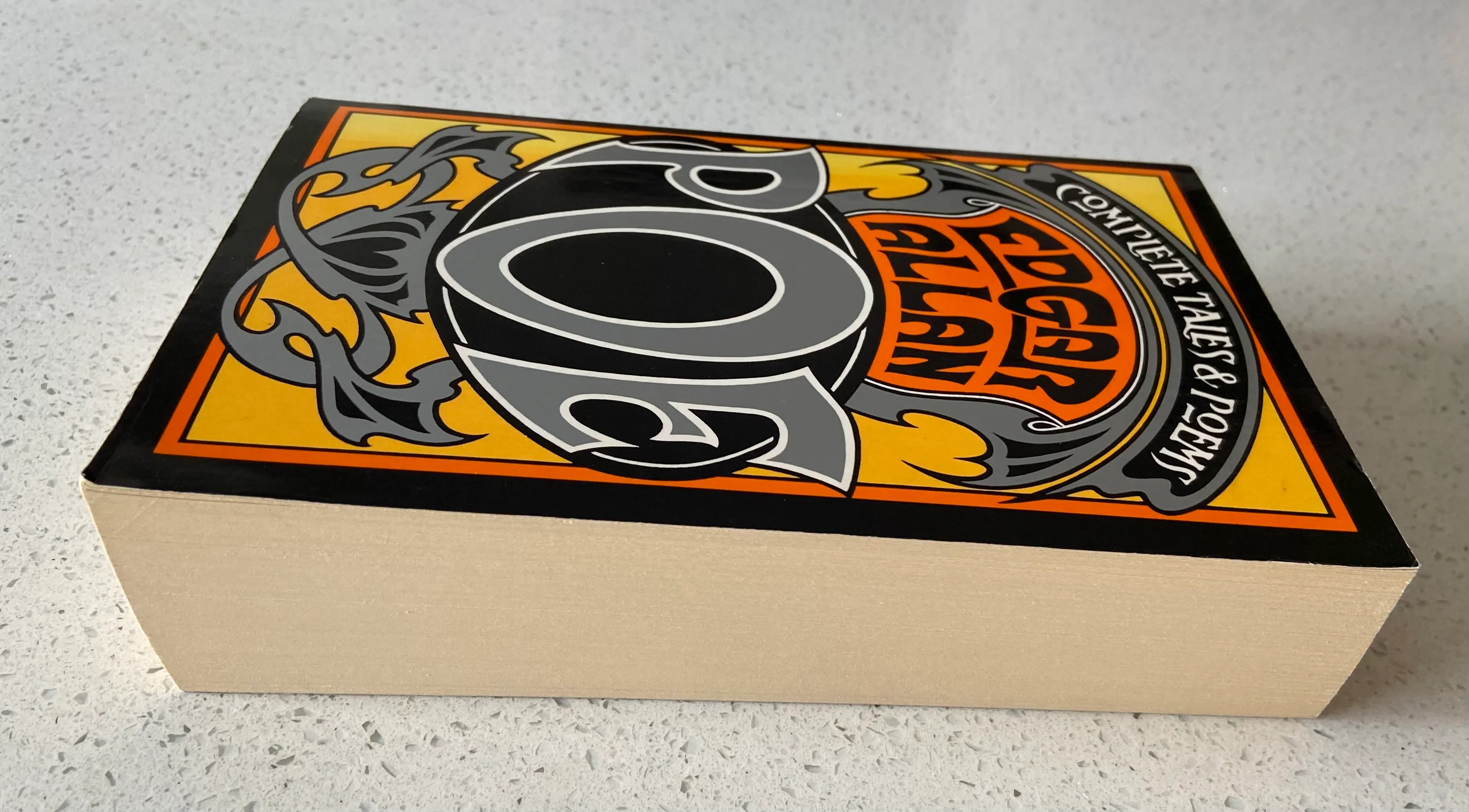 The Complete Tales and Poems of Edgar Allan Poe - Image 2