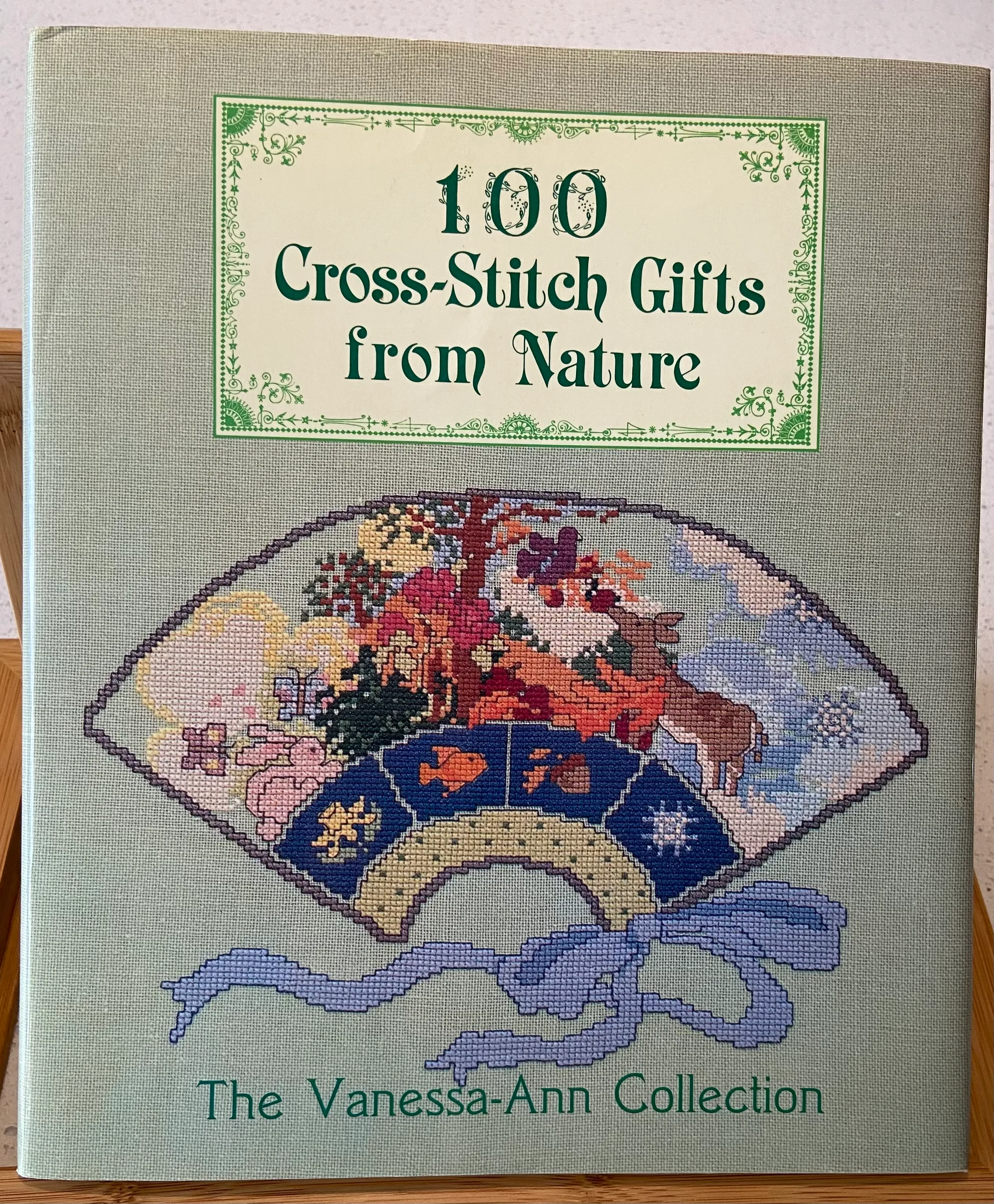 100 Cross-Stitch Gifts from Nature