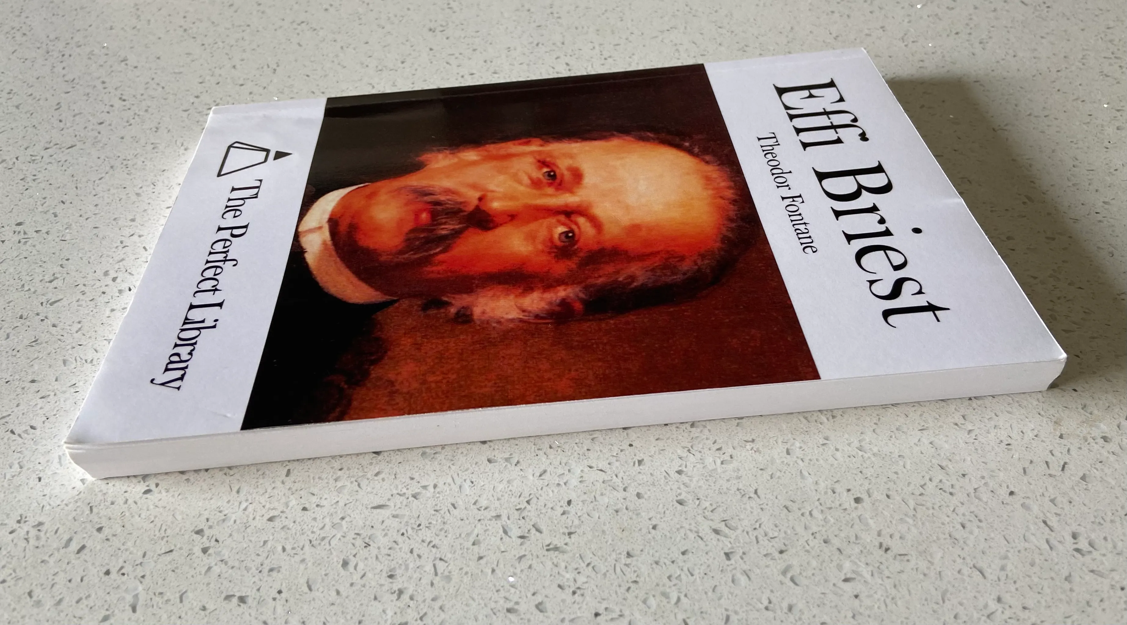 Effi Briest (The Perfect Library) - Image 3