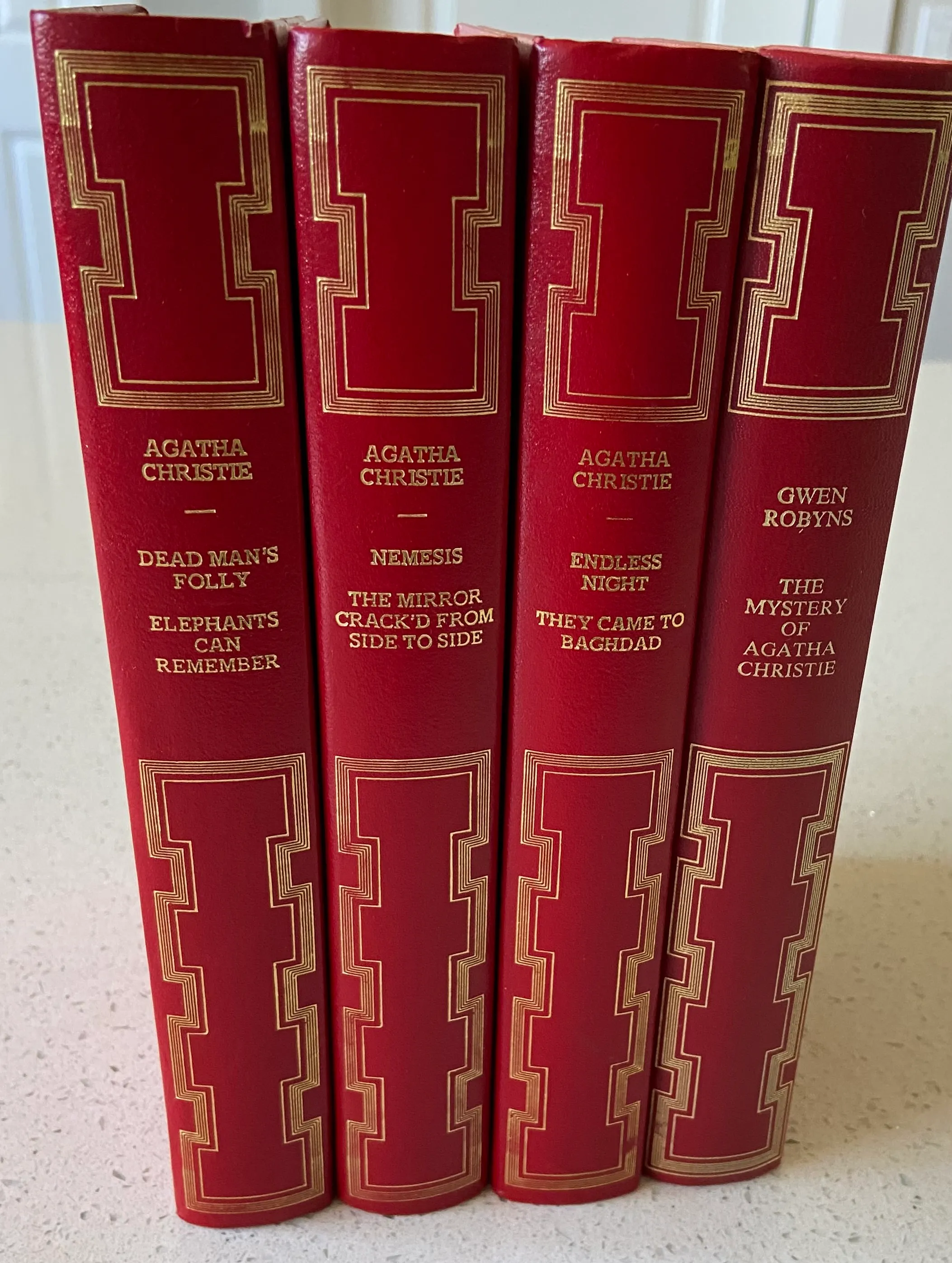 Agatha Christie: Collected Works 4 Volumes / Heron Books