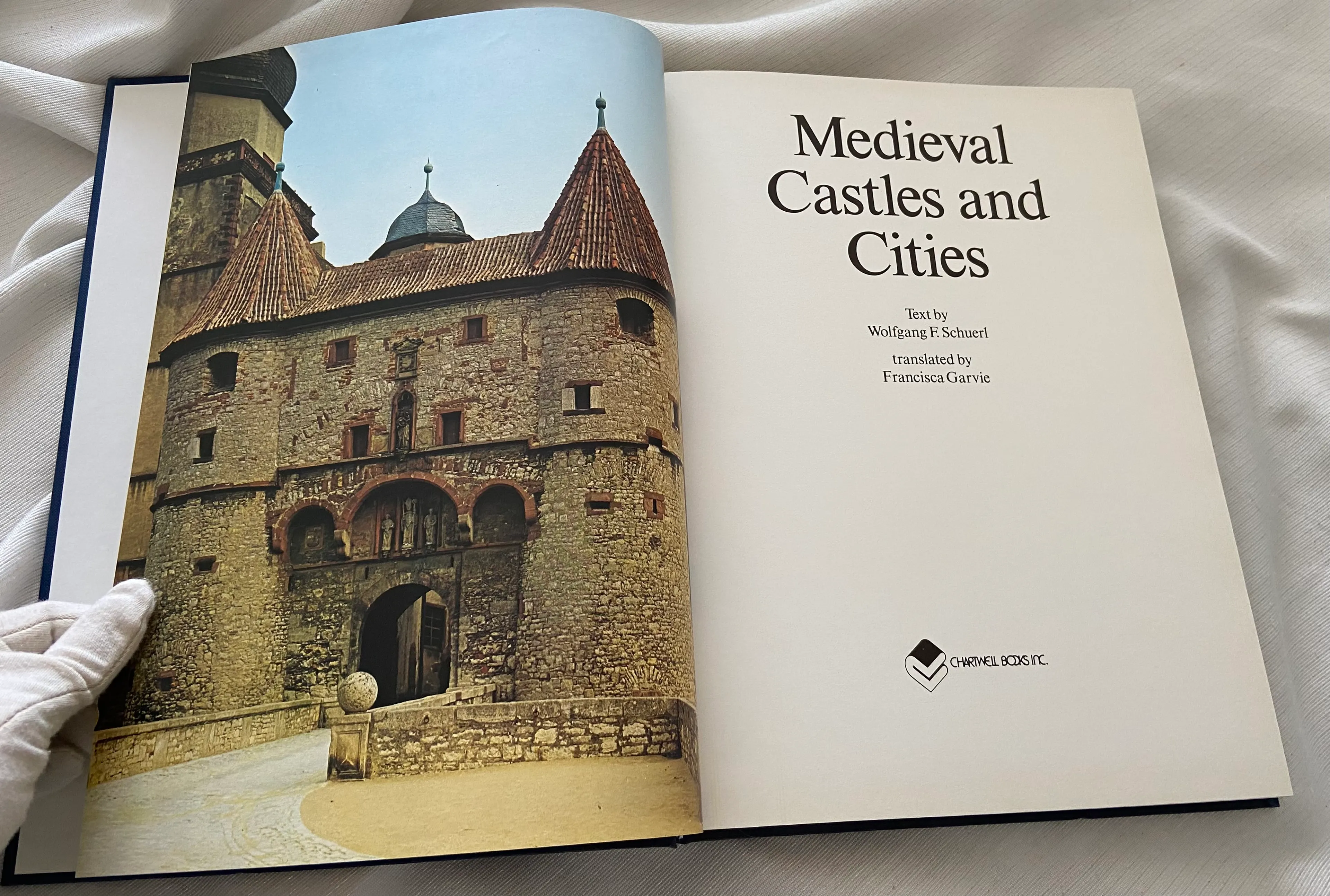 Medieval Castles and Cities - Image 4