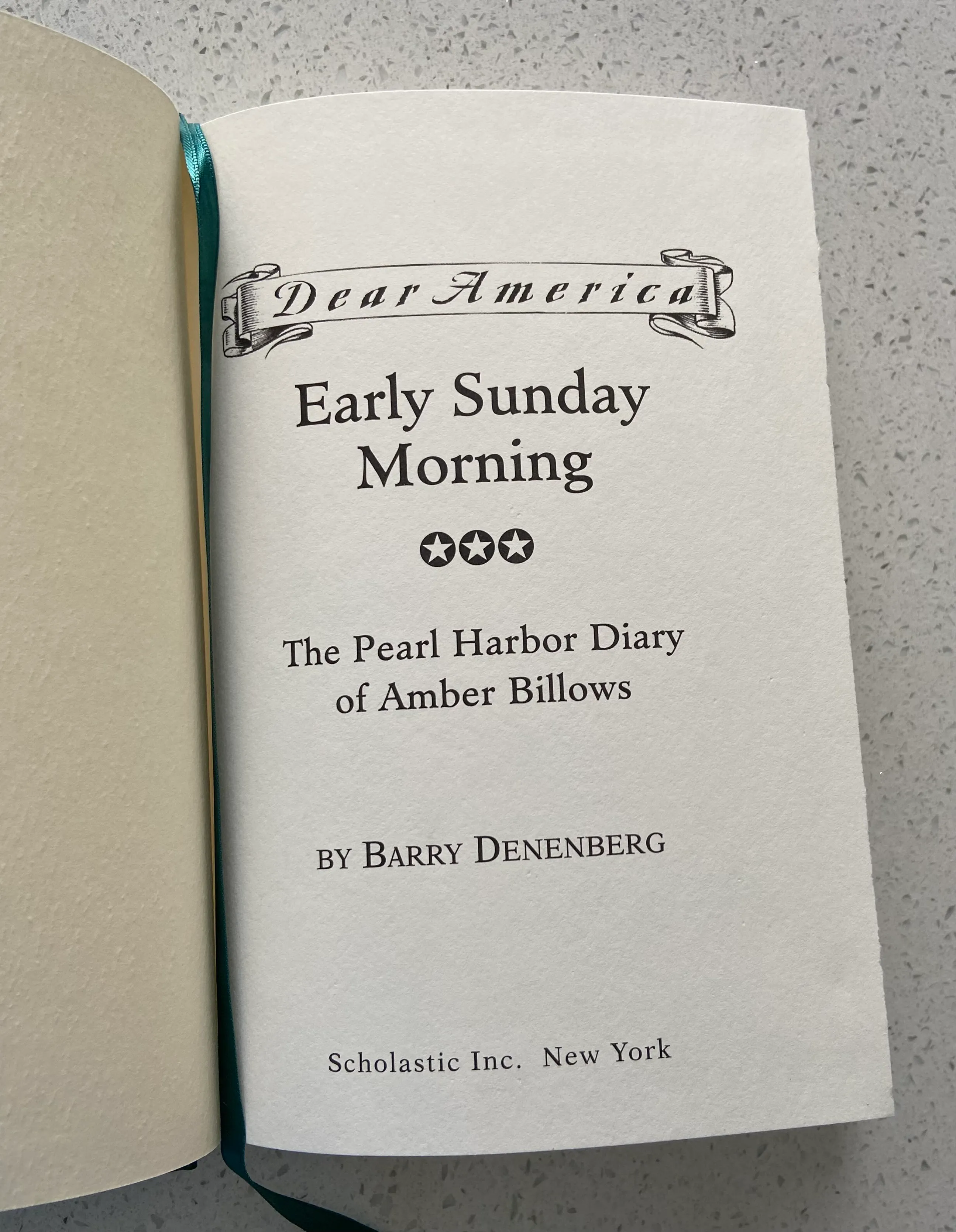 Early Sunday Morning: The Pearl Harbor Diary of Amber Billows, Hawaii 1941 (Dear America Series) - Image 4