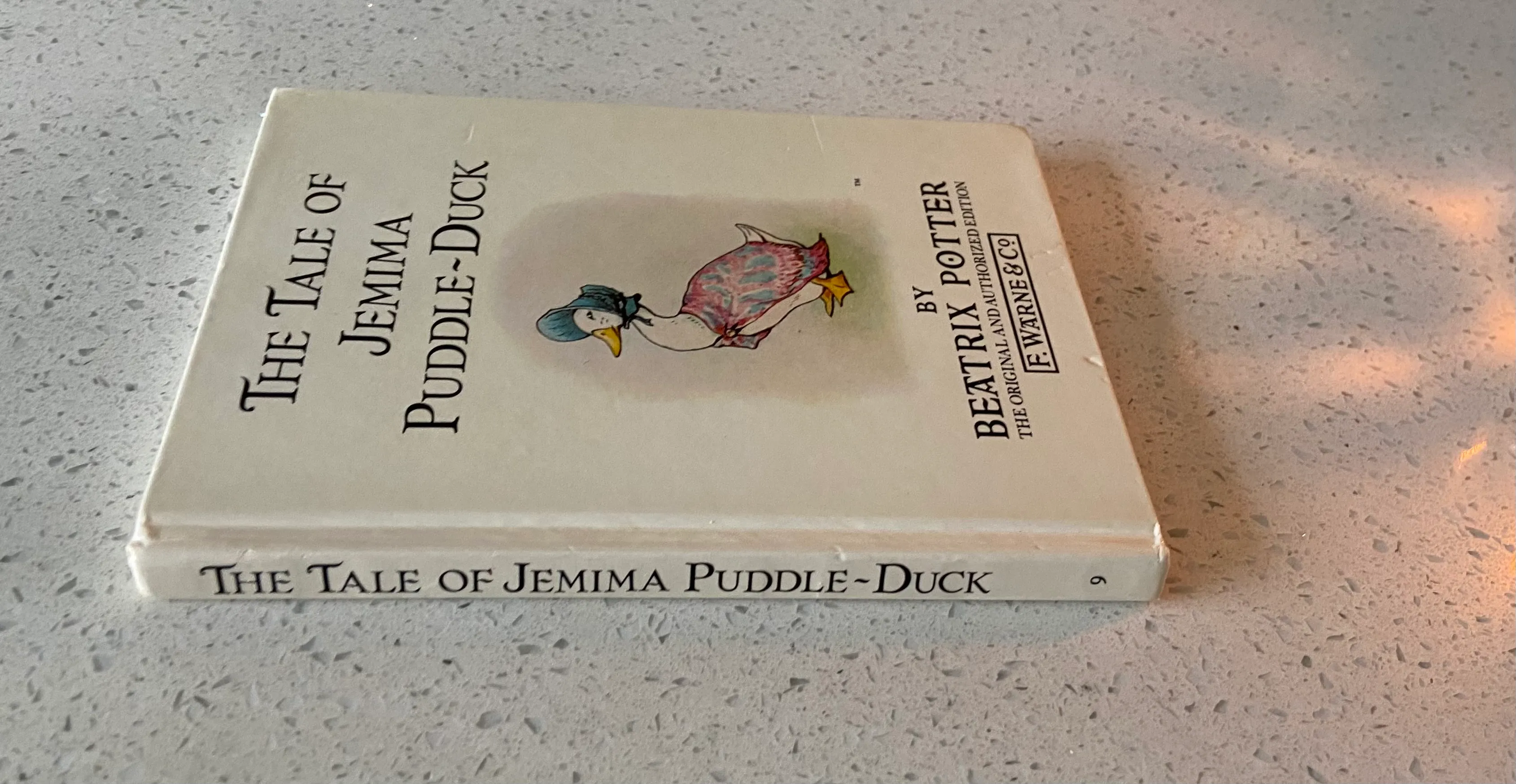 The Tale of Jemima Puddle-Duck (Peter Rabbit Series) - Image 2