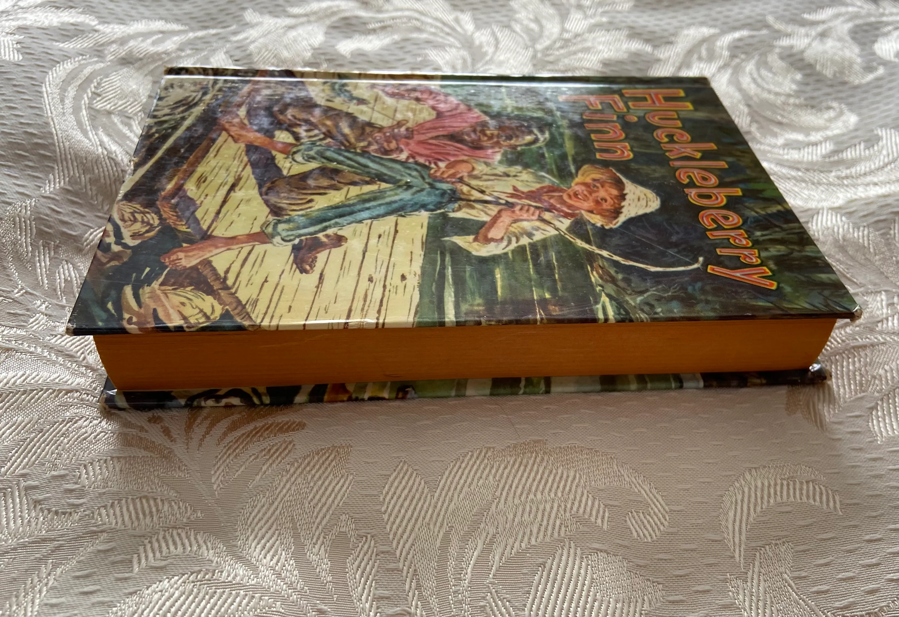 Huckleberry Finn - Image 2