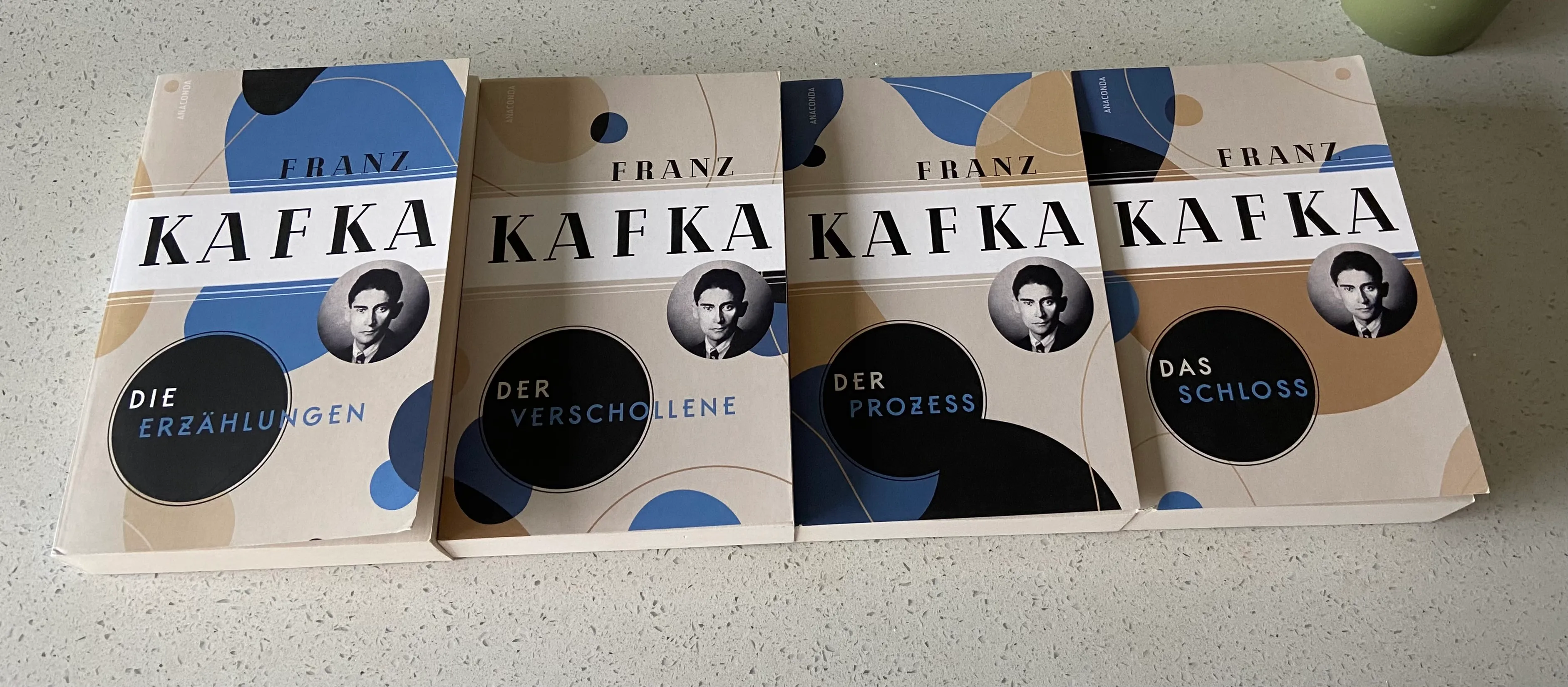 Franz Kafka: Die großen Werke (Die Erzählungen, Der Verschollene, Der Prozess, Das Schloss) – Vier Bände - Image 2
