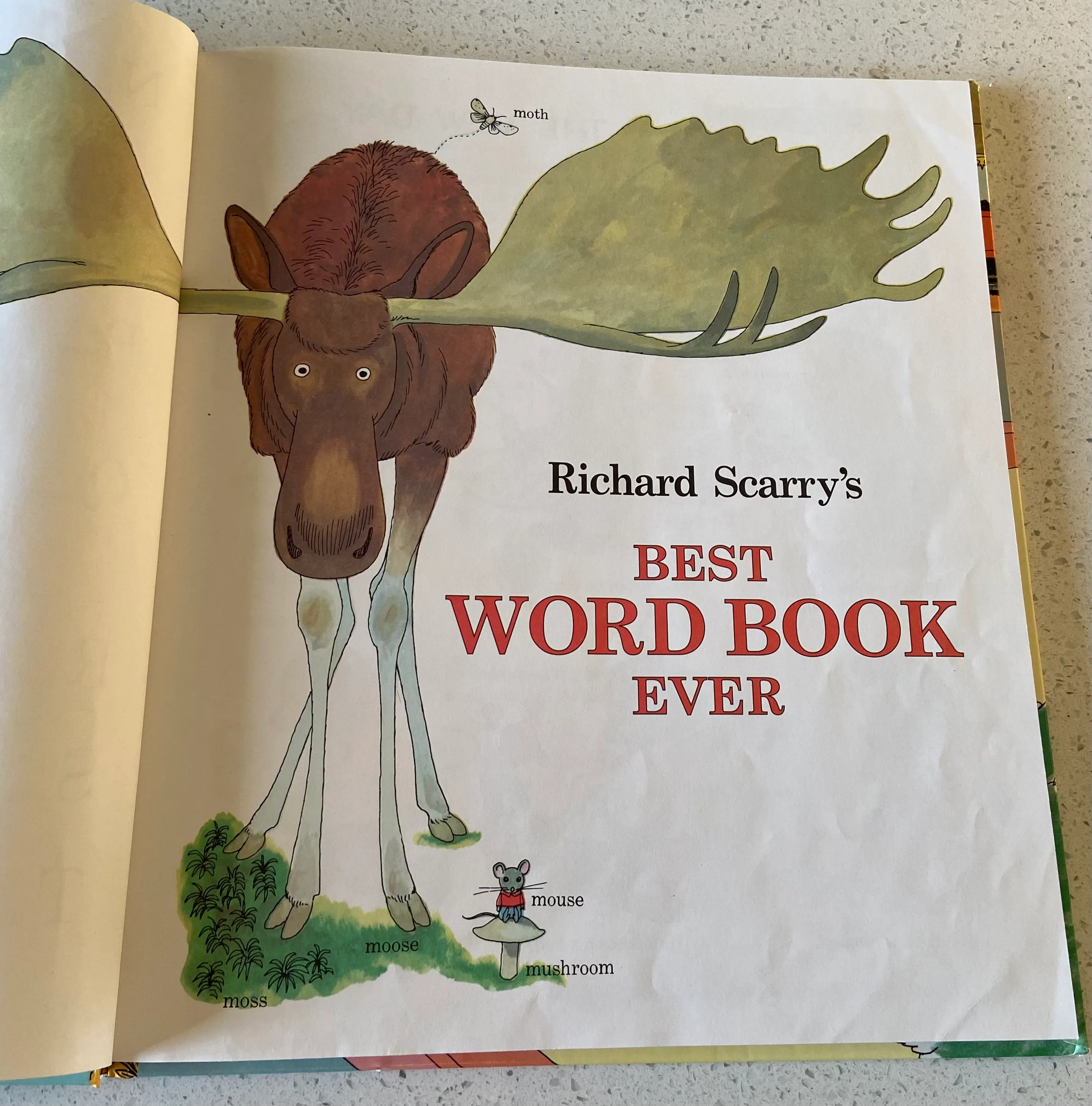 Richard Scarry's Best Word Book Ever (Giant Golden Book) - Image 5