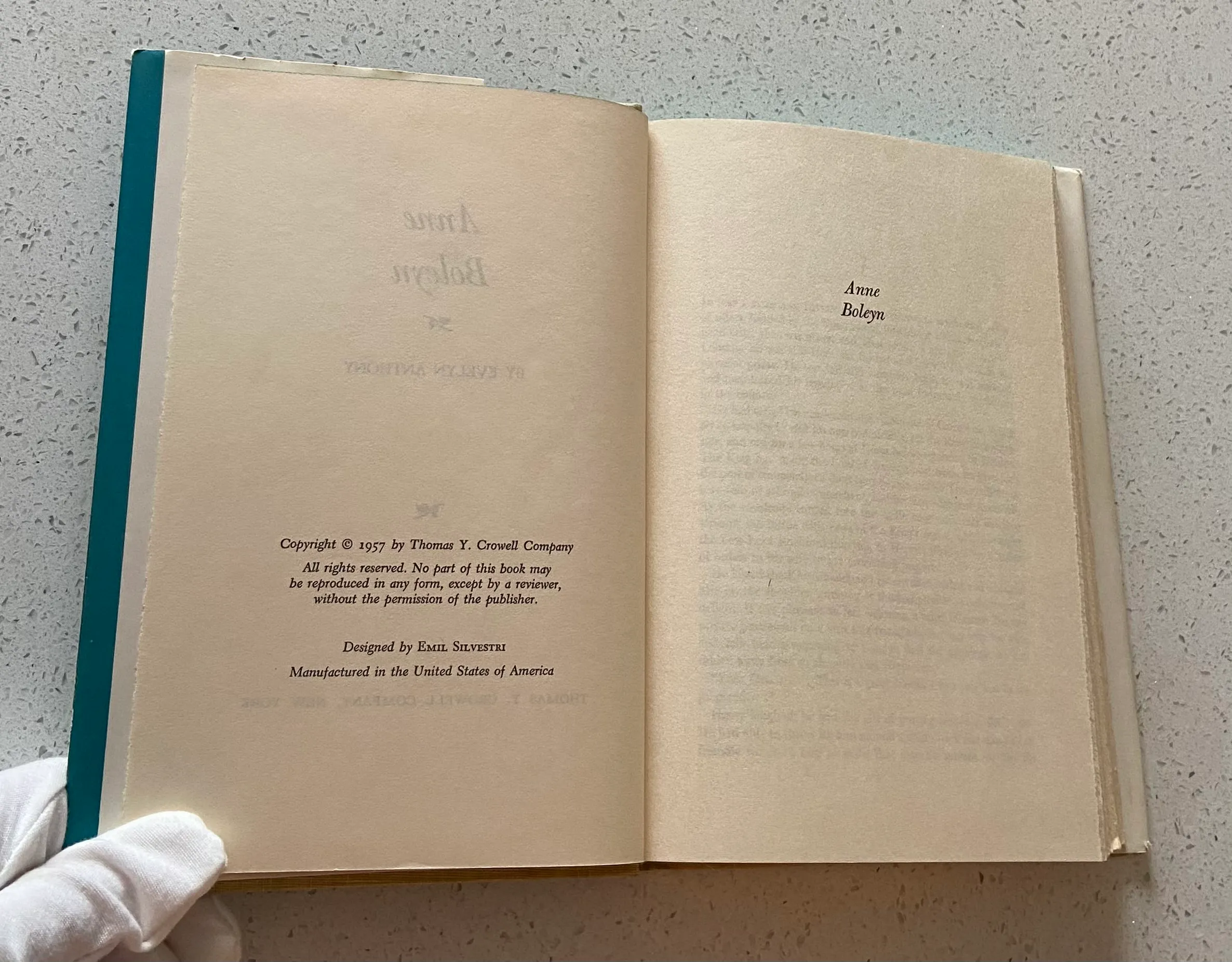 Anne Boleyn (Book Club Edition) - Image 4