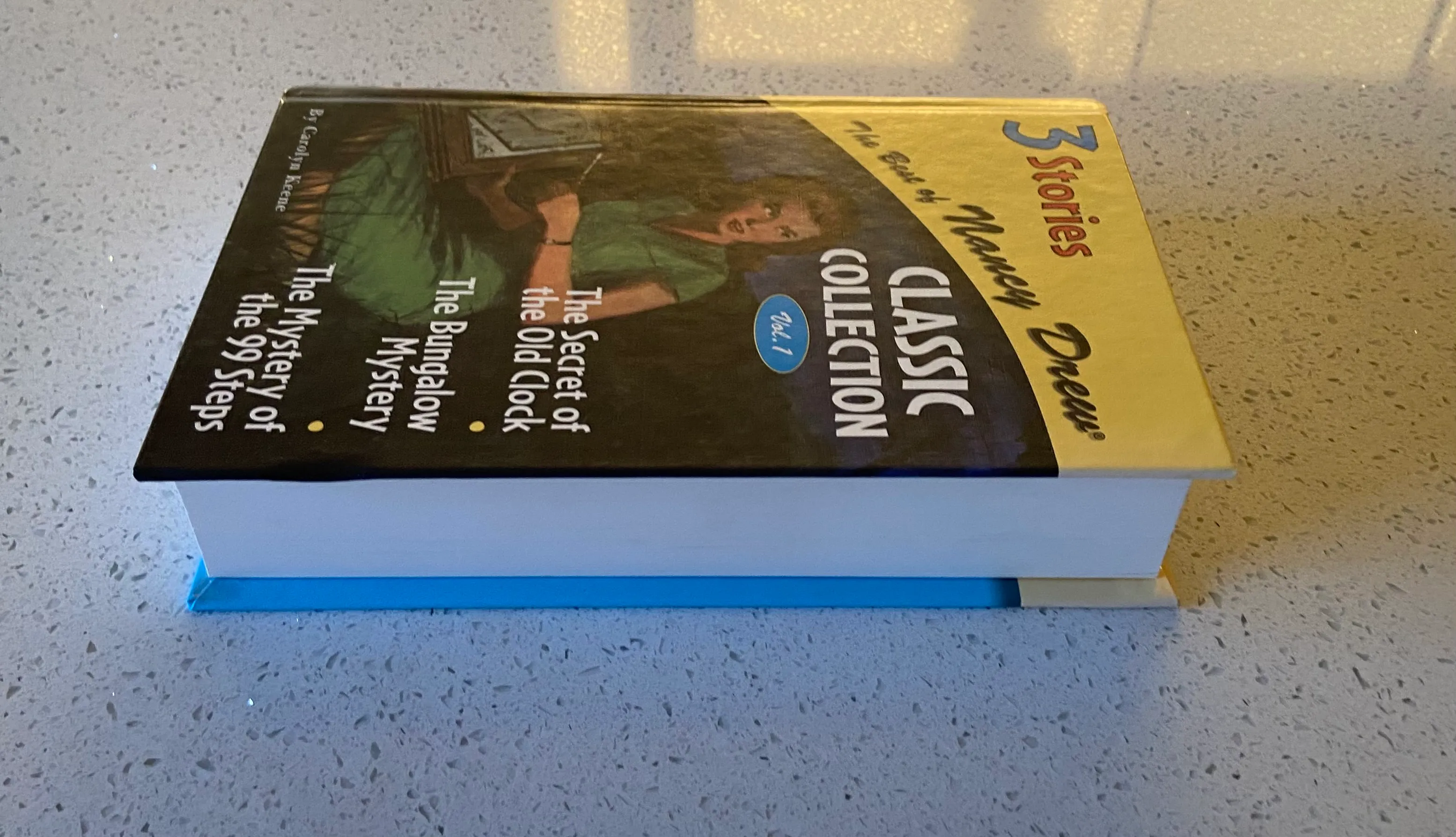 The Best of Nancy Drew Classic Collection, Volume 1 (The Secret of the Old Clock / The Bungalow Mystery / The Mystery of the 99 Steps) - Image 3