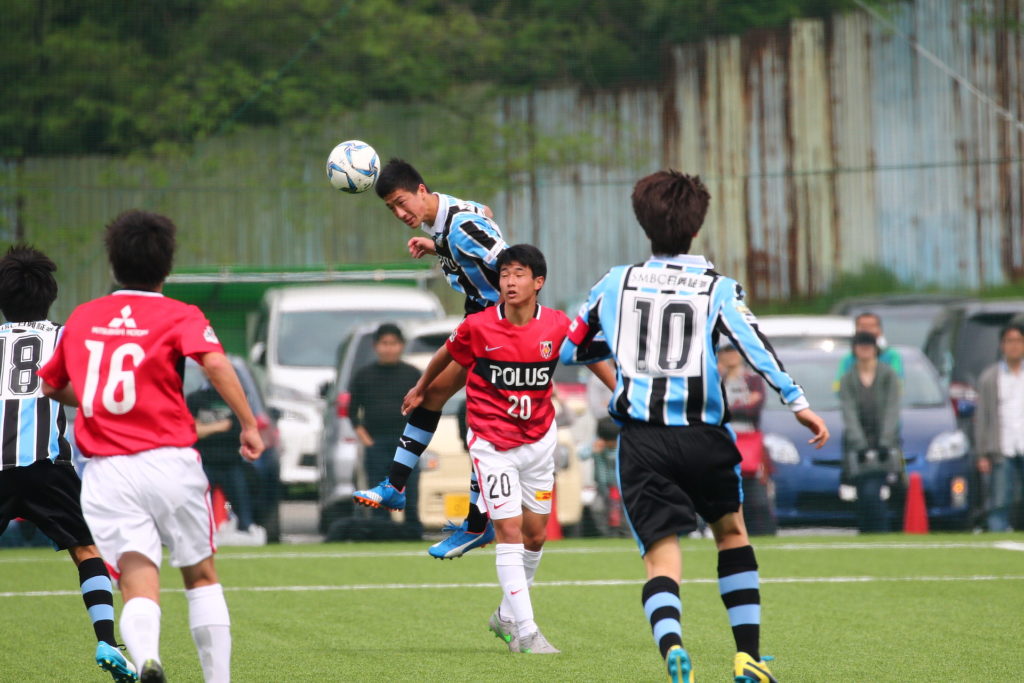 新井秀明選手