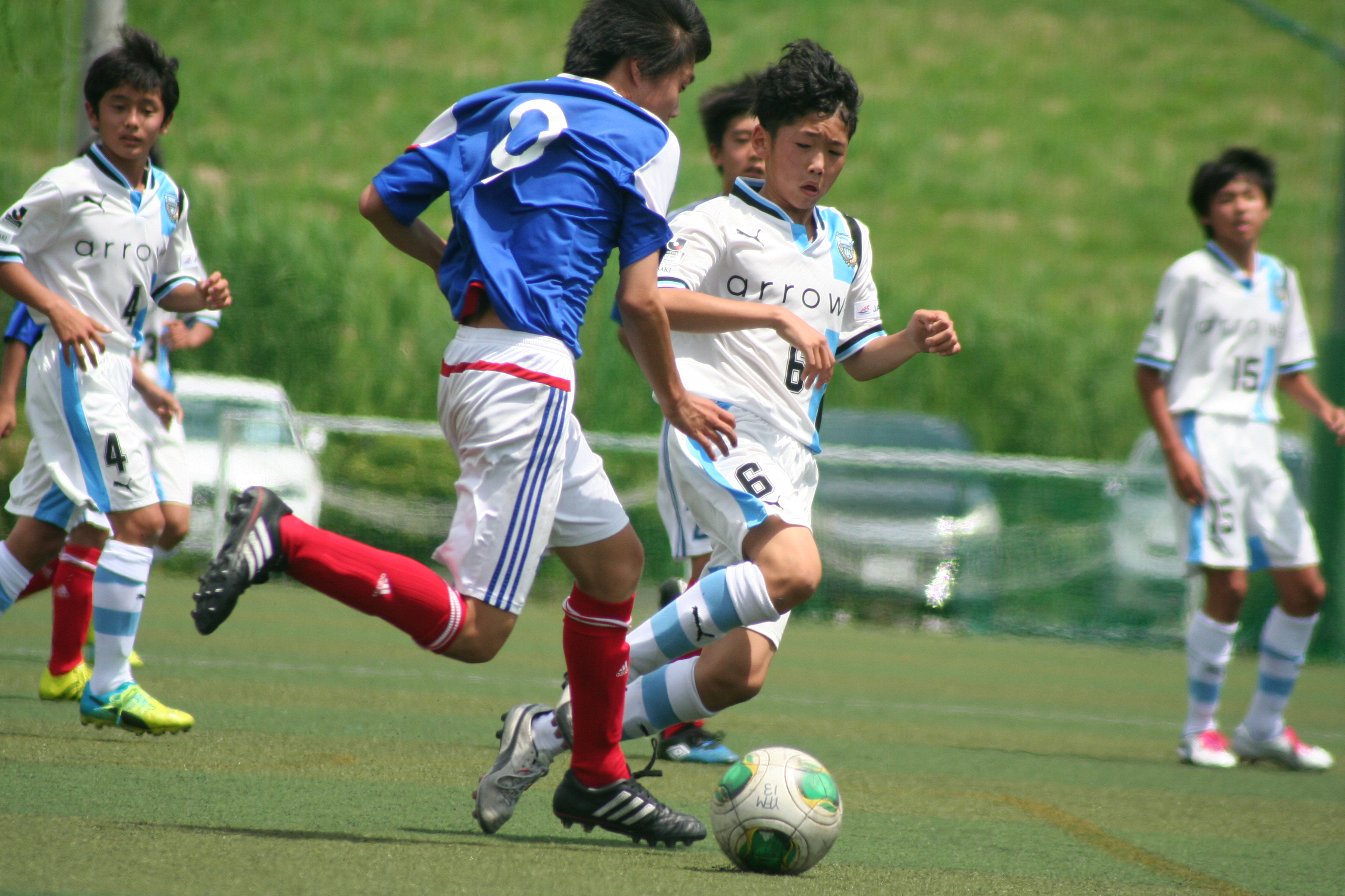 ミラノのキャットウォークで行われるヴァーサスのサマースポーツ