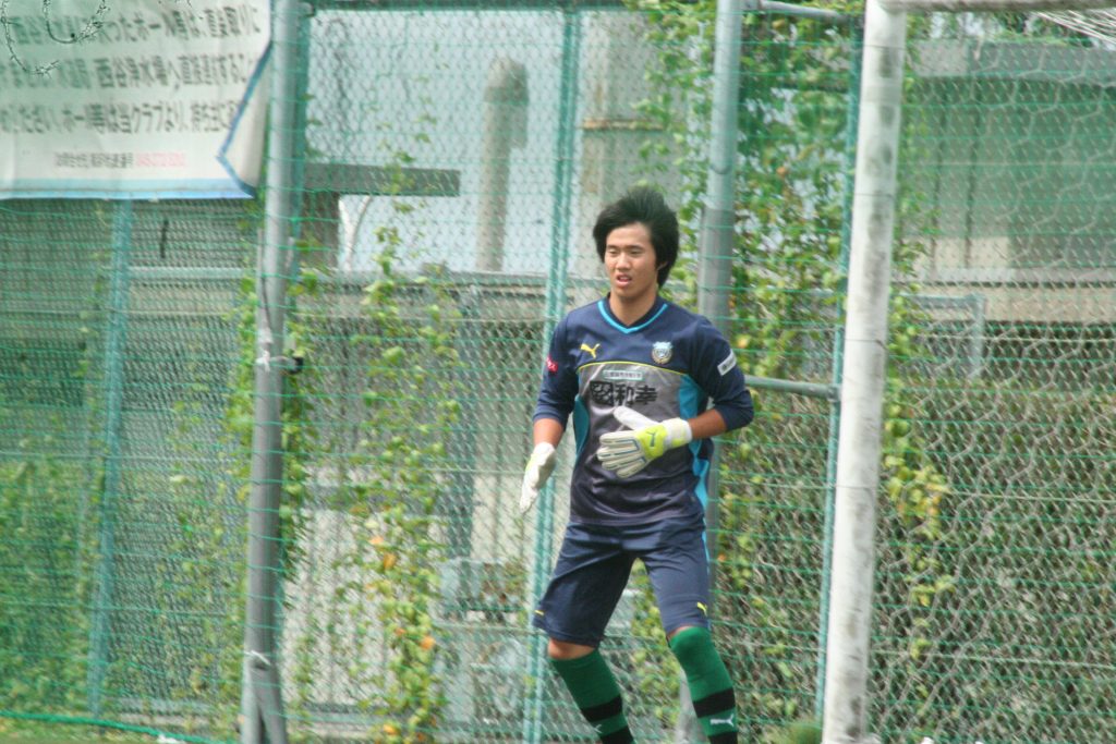 アップをするGK浅川将輝選手