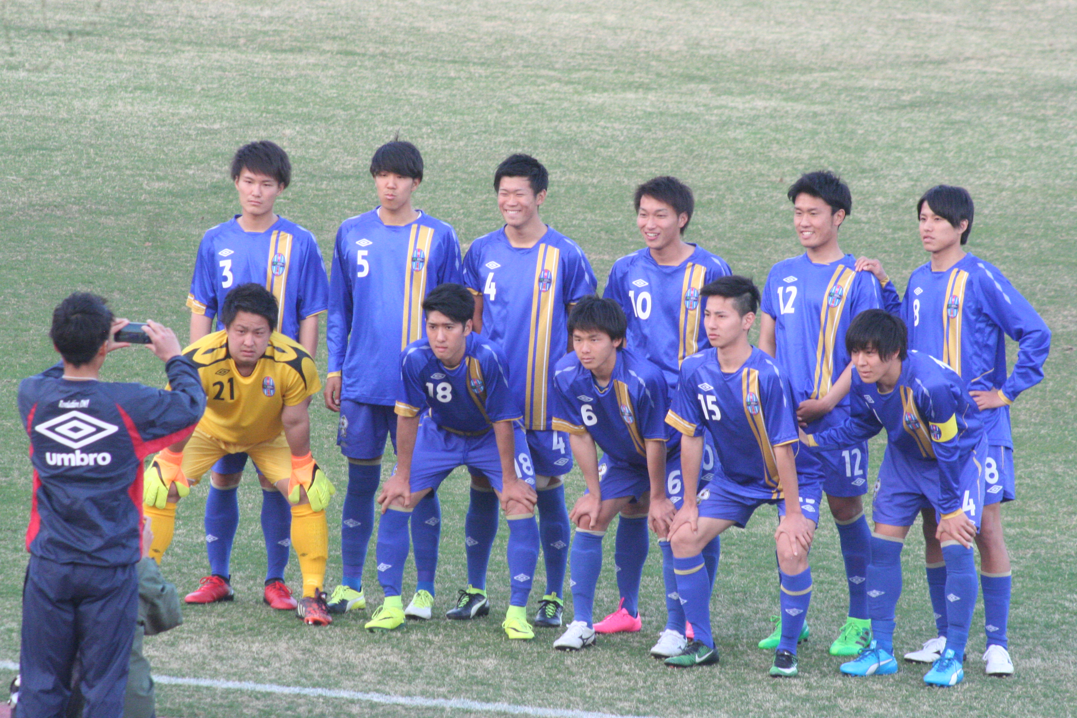 ネット通販 サッカー ユニフォーム クラス t シャツ  2024