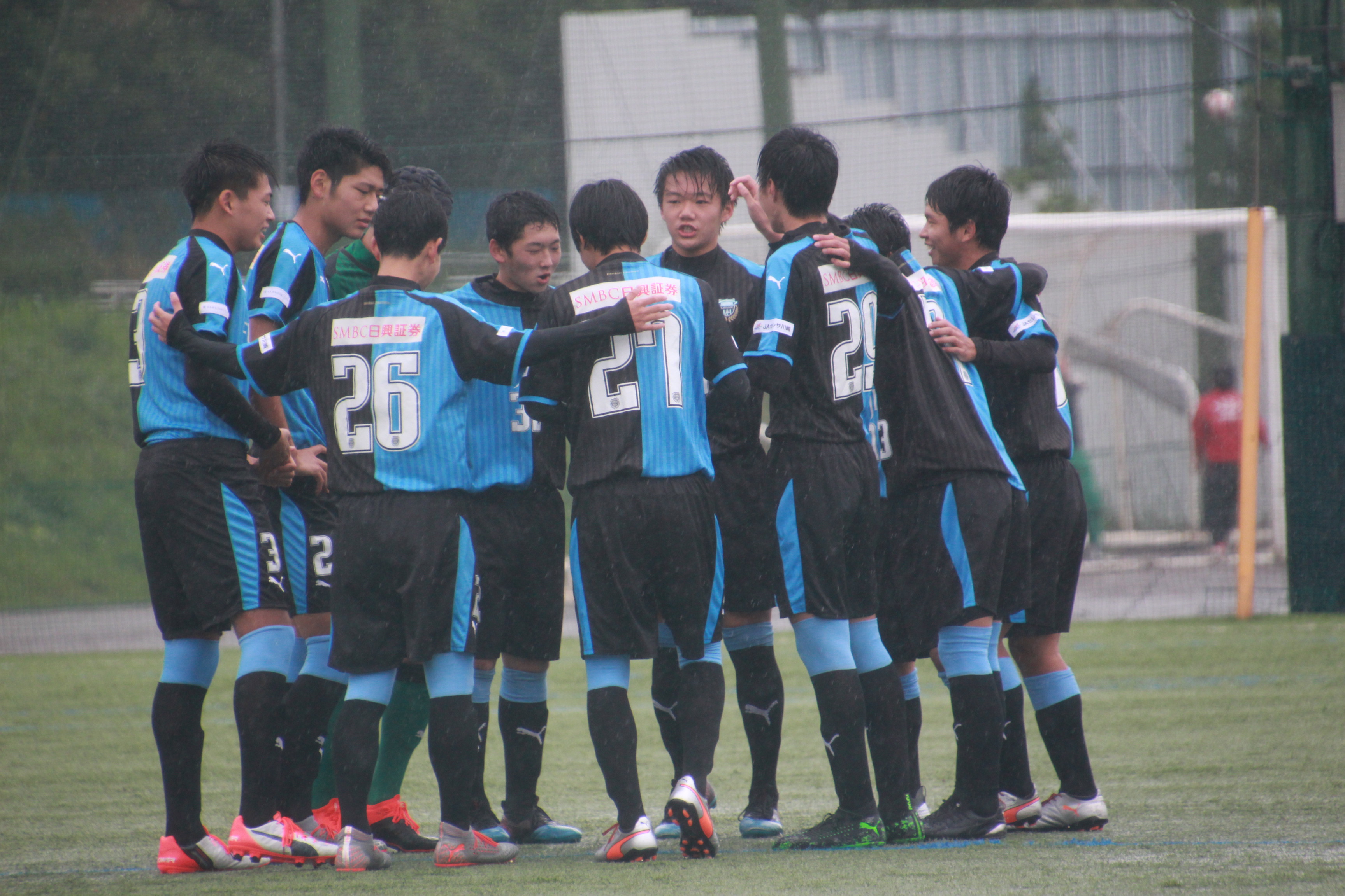 Fc 東京 バルセロナ ユニフォーム