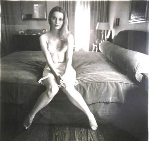 Diane Arbus - Mia Villiers-Farrow on a bed