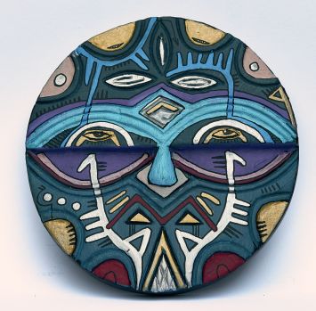 Masque africain rond