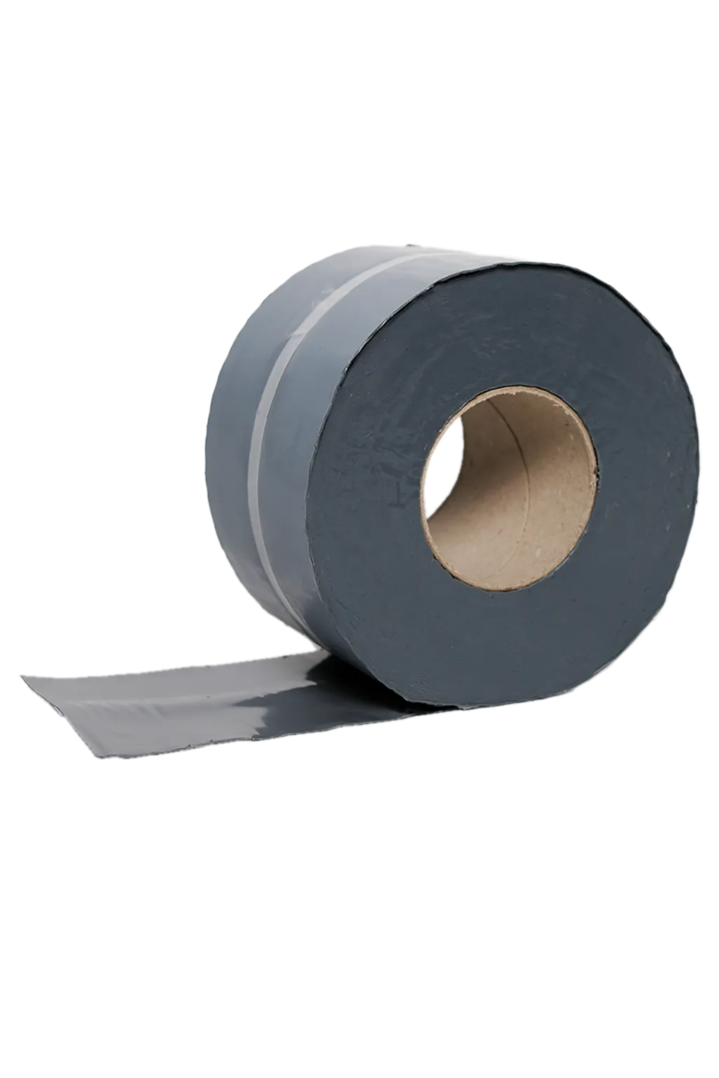 Un rotolo di nastro isolante grigio su sfondo bianco.