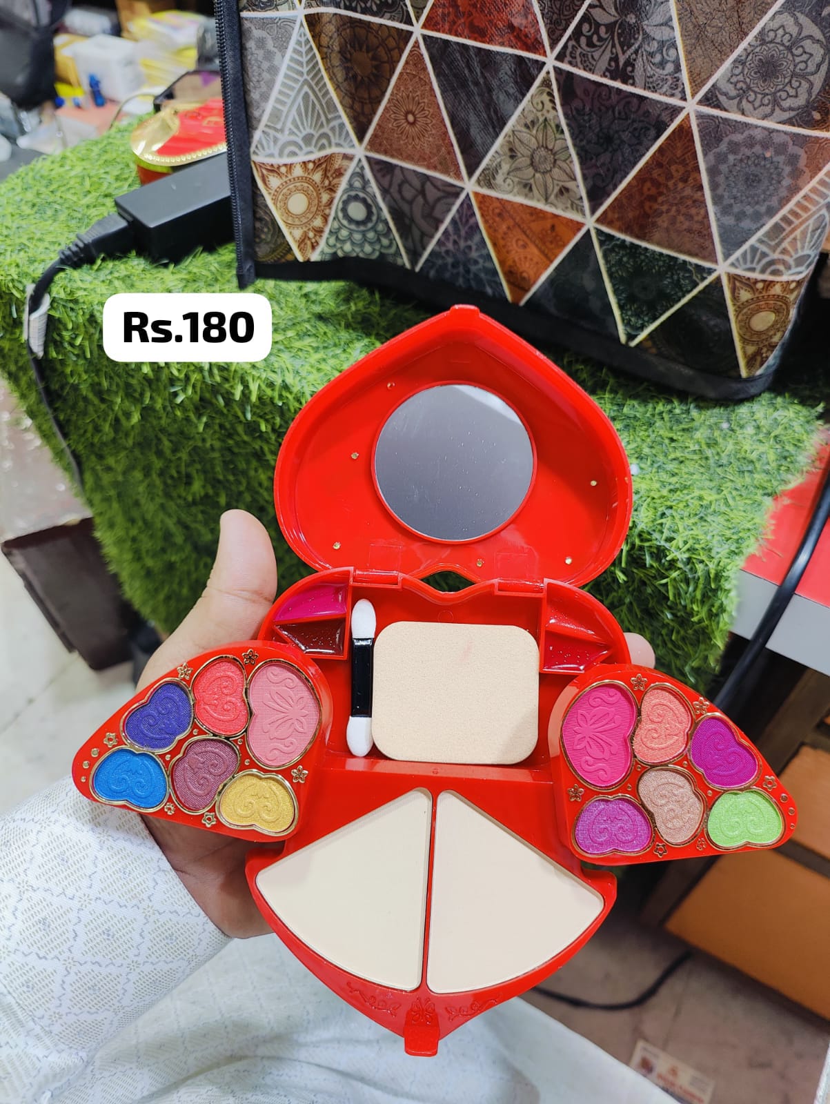 Women Eyeshadow