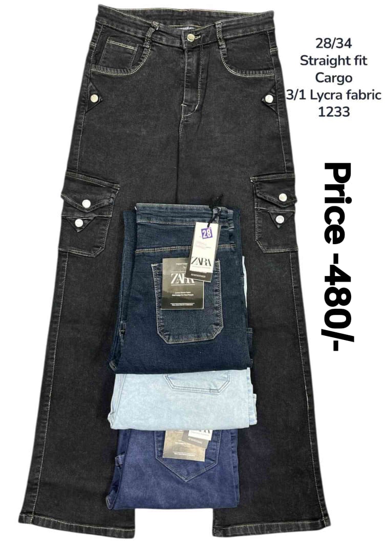 Women Straight Fit Jeans