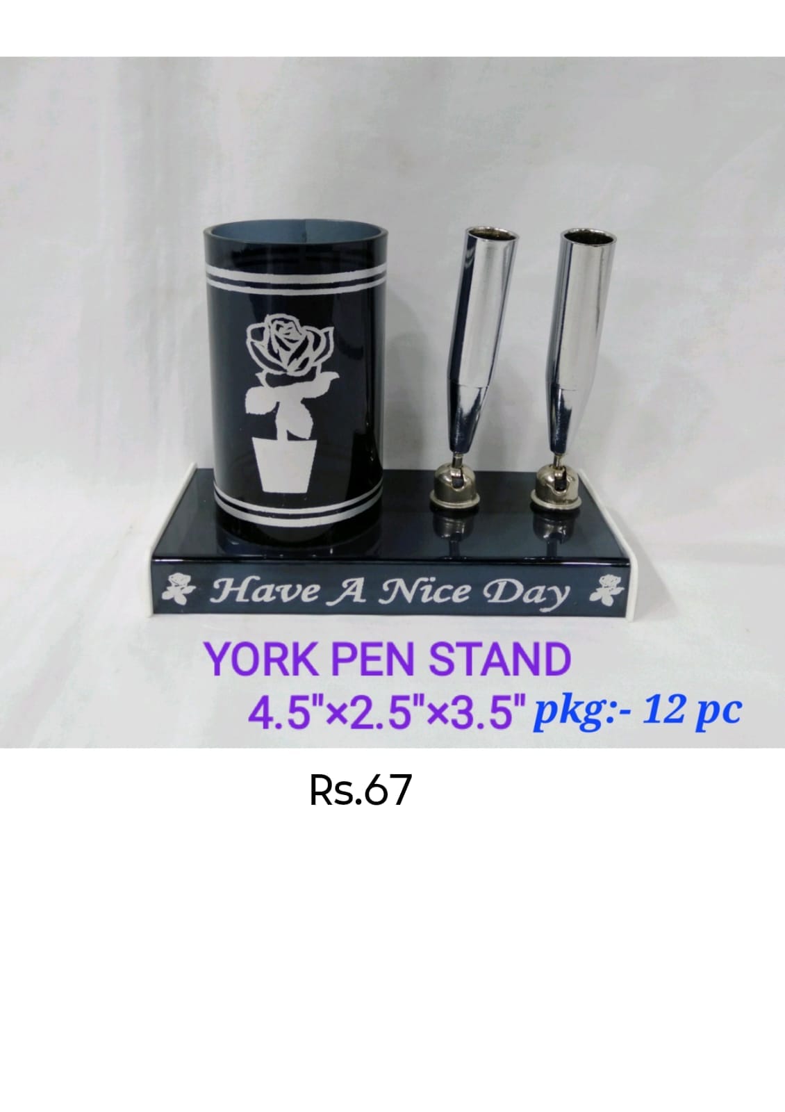 York Pen Stand