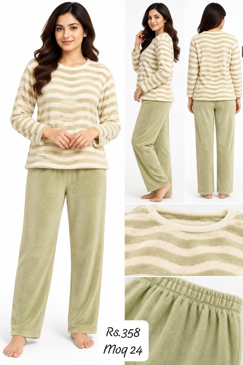 Stylish Women Winter Polar suit