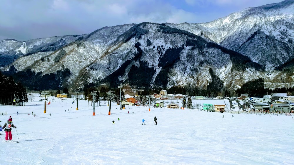白山一里野溫泉滑雪場
