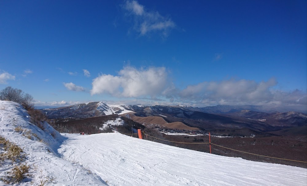 Shirakaba 2 In 1 Ski Field