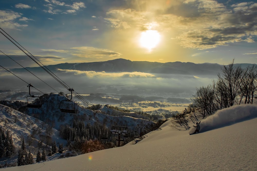 戶狩溫泉滑雪場