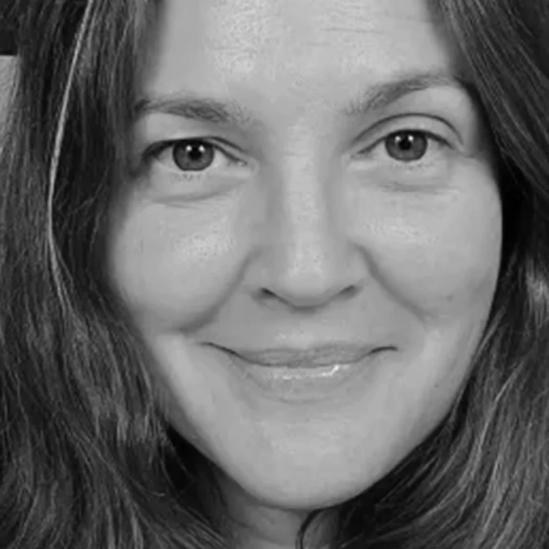 Visual example of Romantic cheekbones