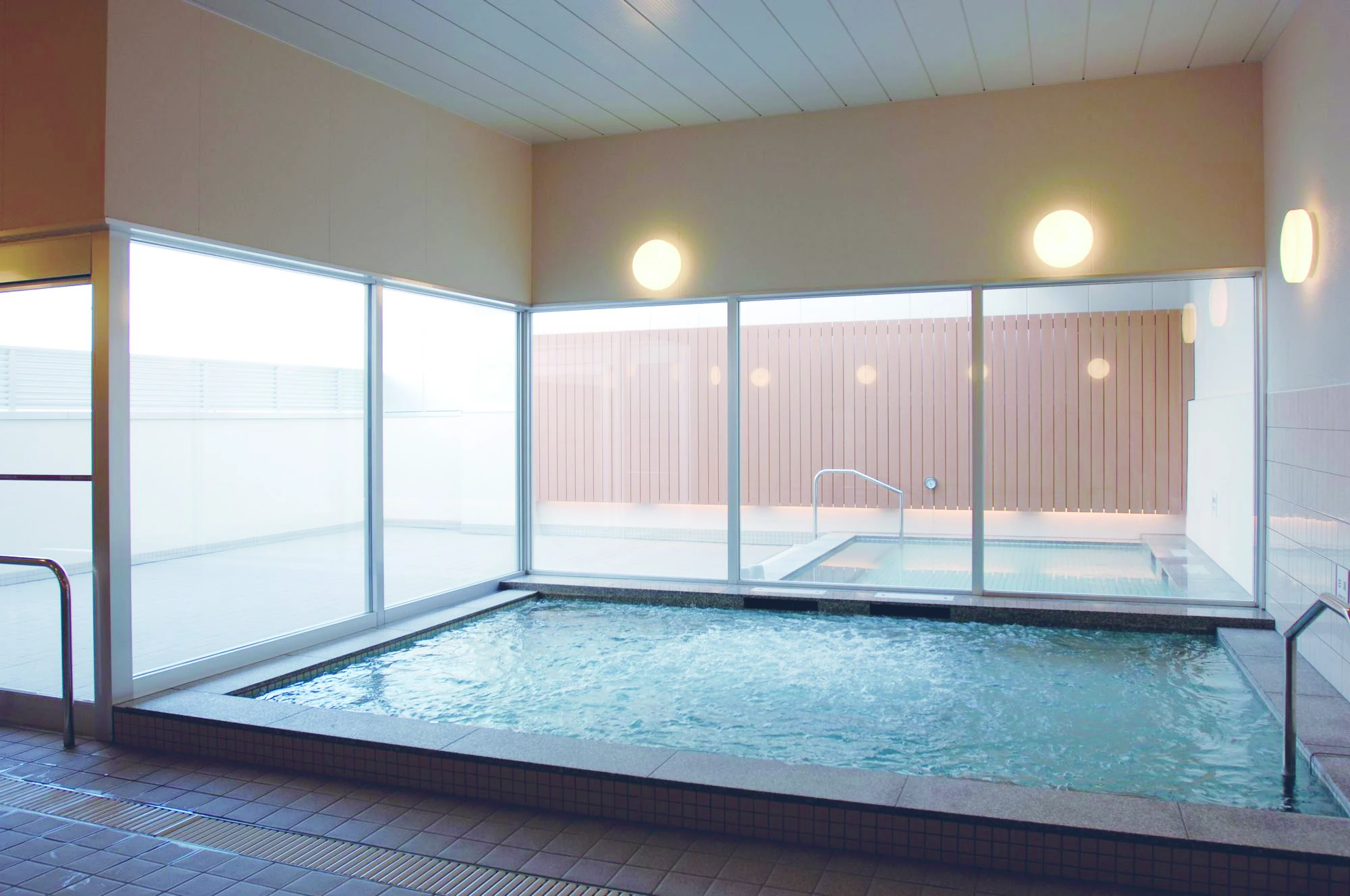 コナミ スポーツ クラブ 東 岸和田