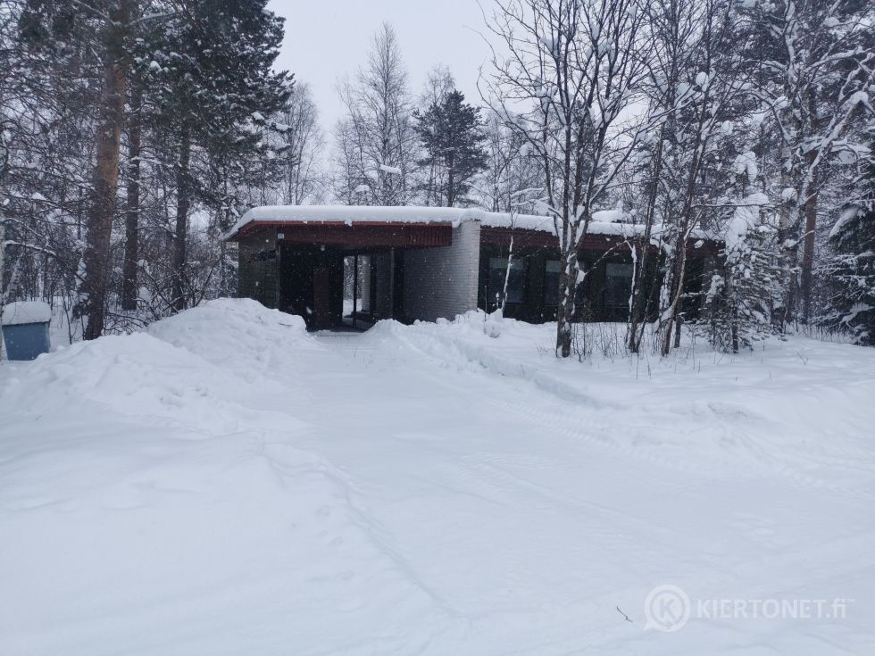 Purkukuntoinen omakotitalo tontilla – 