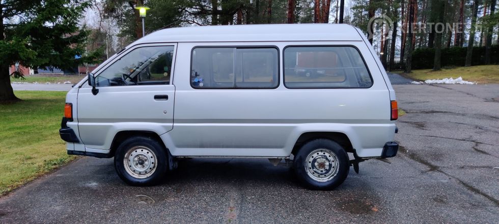 Toyota lite ace 1989