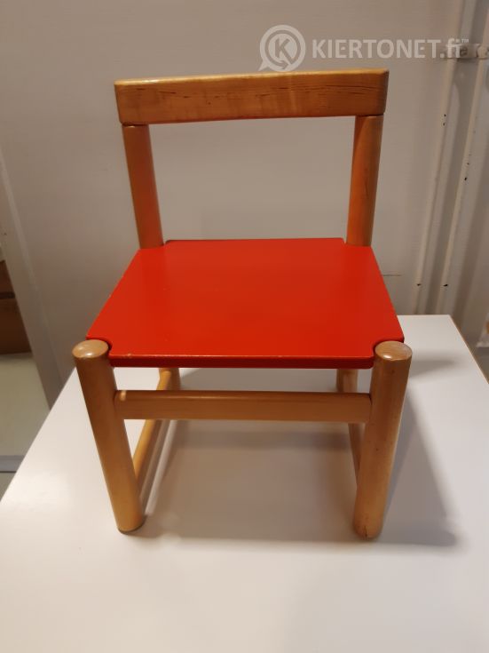 Lasten punainen matala tuoli, 3 kpl – Kiertonet.fi