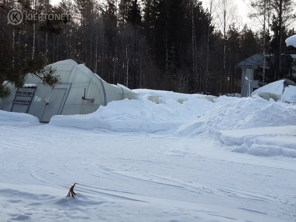 HUOM! Tietoihin muutoksia  Teräsrunkoinen (sinkitty) kasvihuone  300m2 – 