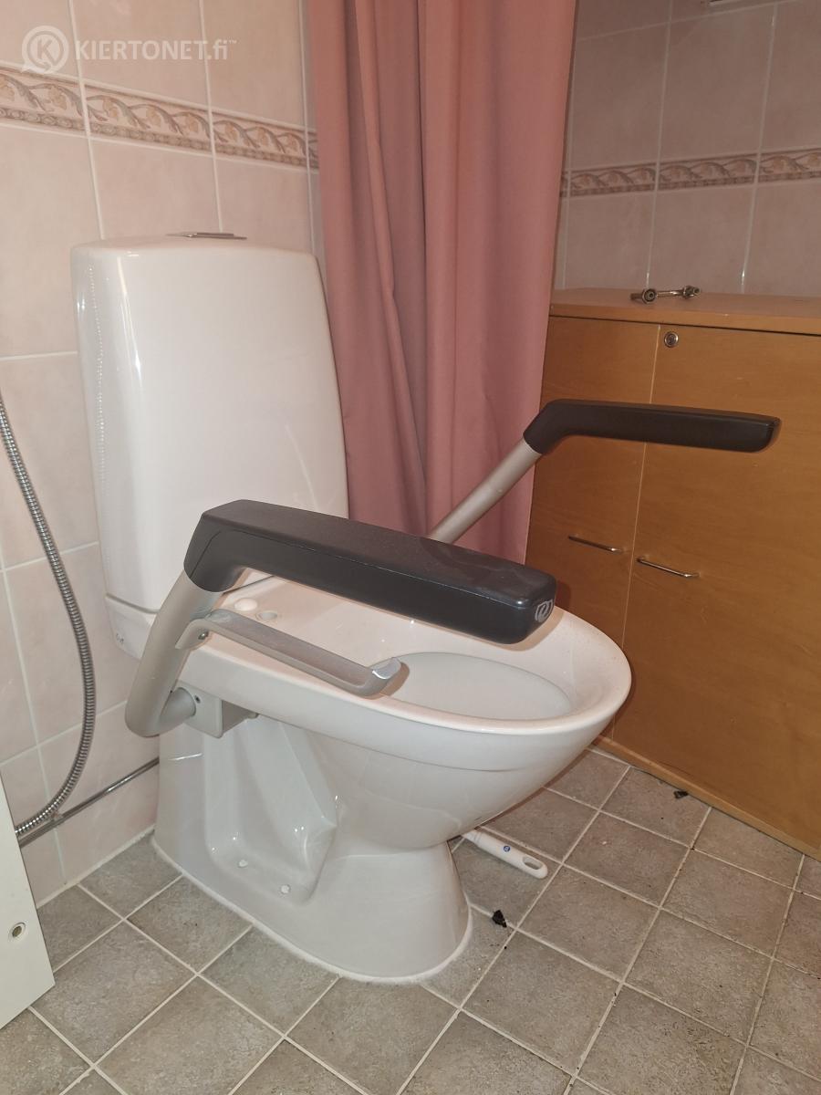 Inva wc-istuin IDO merkkinen. – Kiertonet.fi
