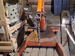 HIAB Korjaamonosturi MASTER TYPE C 2000.