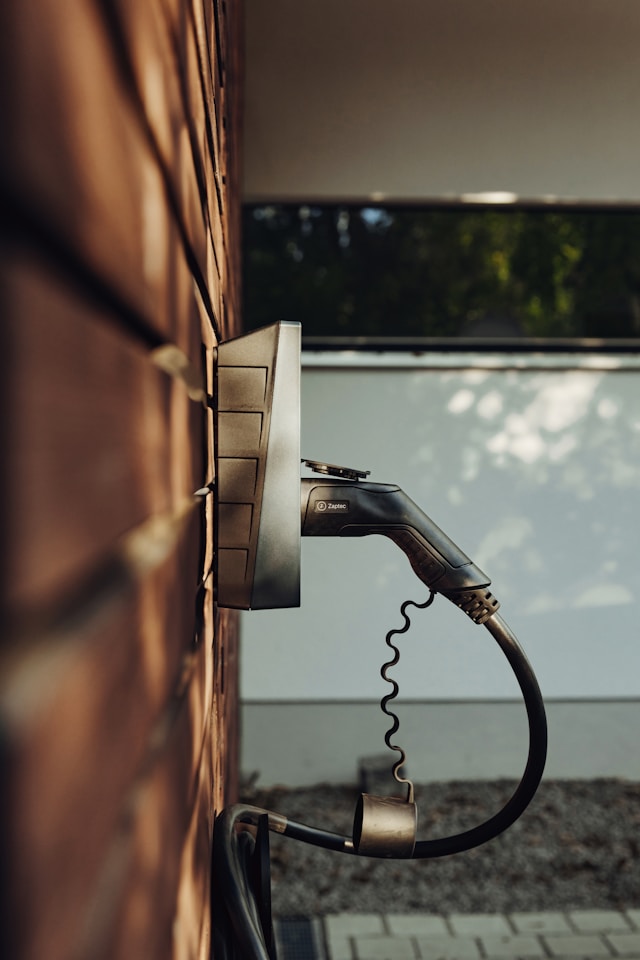 Borne de recharge VE dans un immeuble r&eacute;sidentiel