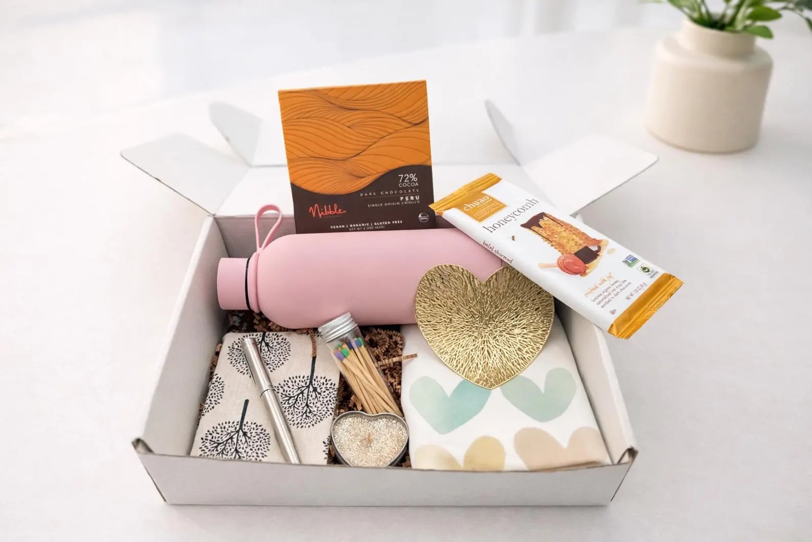 Teacher Appreciation Gift Box, Fountain Pen, Chocolates, Water Bottle, Thank you