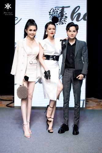 Doanh nhân Trần Viết Đạt chi hơn 100 triệu mua váy The Mirage by Thanh Huỳnh làm từ thiện, kinhtethoidai, kinhtethoidai.vn, kinh tế thời đại, kinh te thoi dai