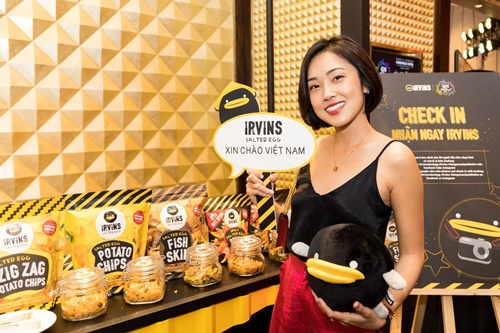 Chú vịt đen IRVINS và hành trình "lấy lòng" food-lovers tại thị trường Việt Nam, kinhtethoidai, kinh tế thời đại, kinh te thoi dai, kinhtethoidai.vn