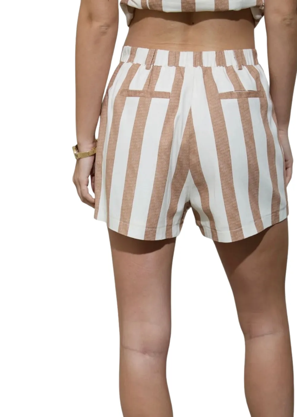 Alternative view of Set de Chaleco y Short