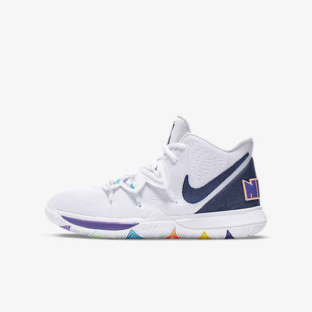 kyrie white denim