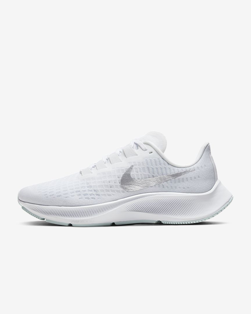 pegasus 37 white