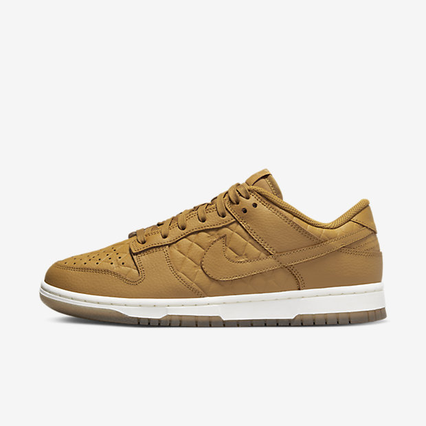 Dunk Low Quilted “Wheat” (ウィメンズ) [1]