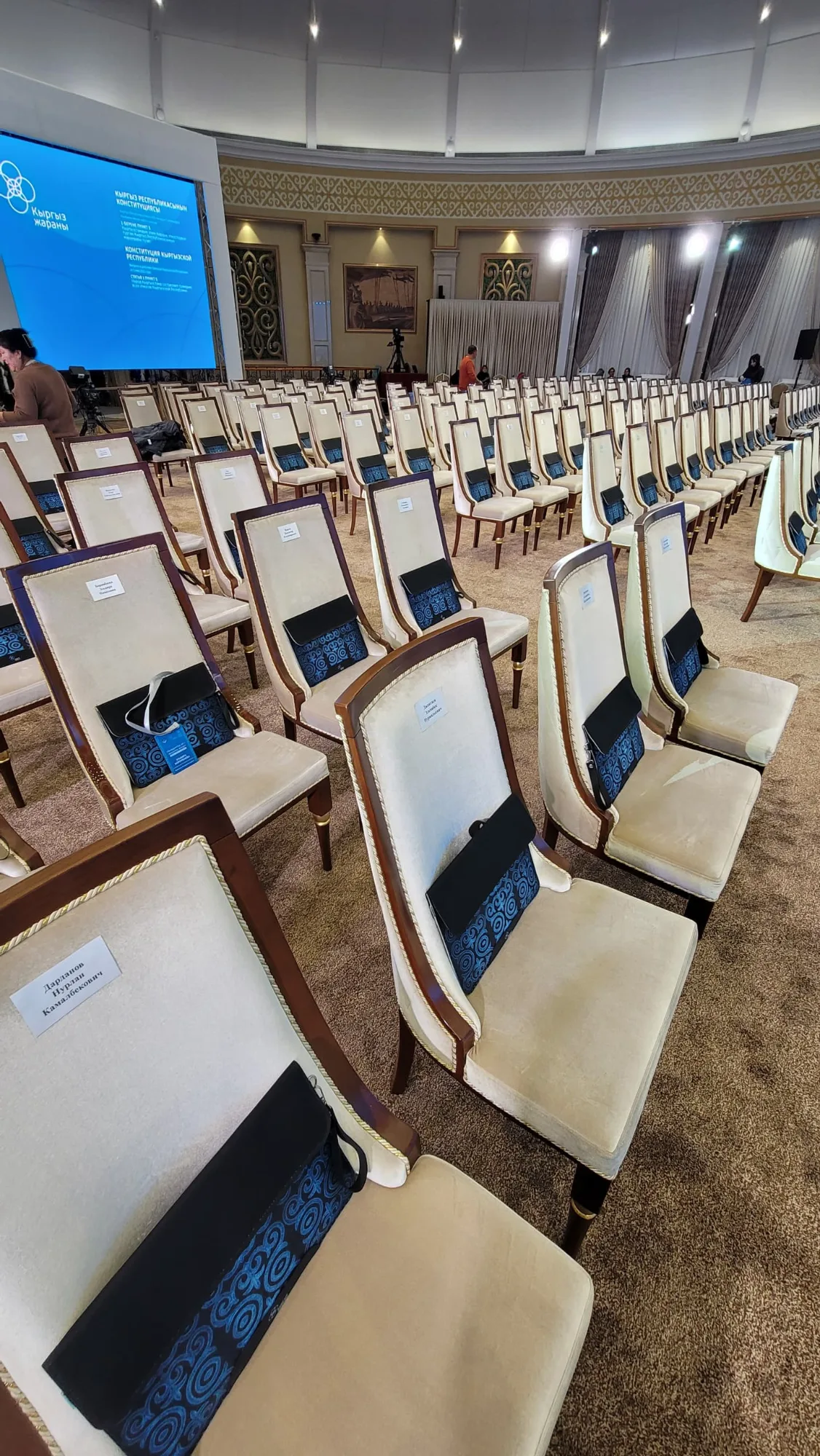 Папки-портфели для документов с ремнём — фото 2